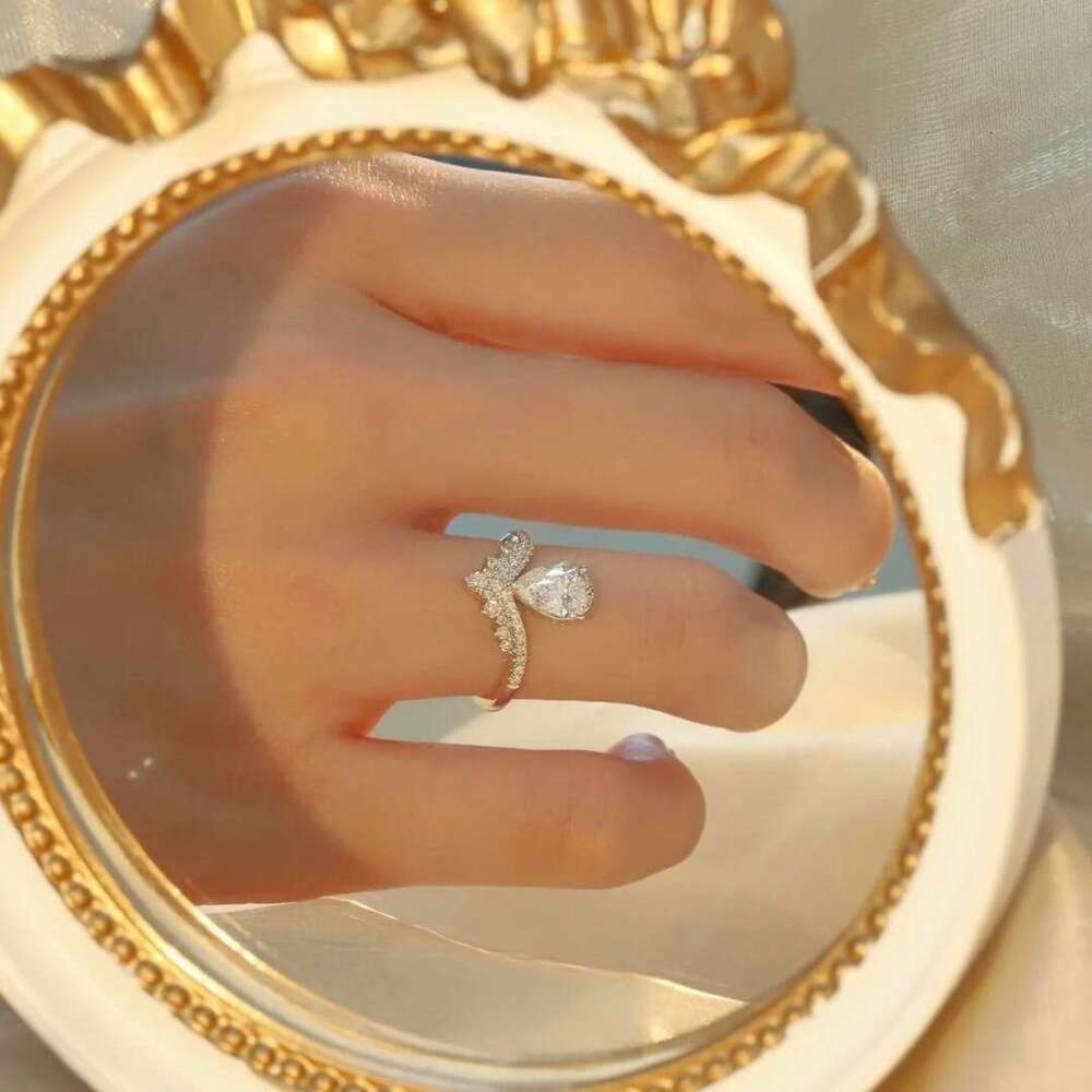 jewelry ring Pure Silver S925 Moissanite High-Quality Pear Shaped Diamond Ring Ring Luxurious Women's Versatile High-End Wedding Engagement Gift