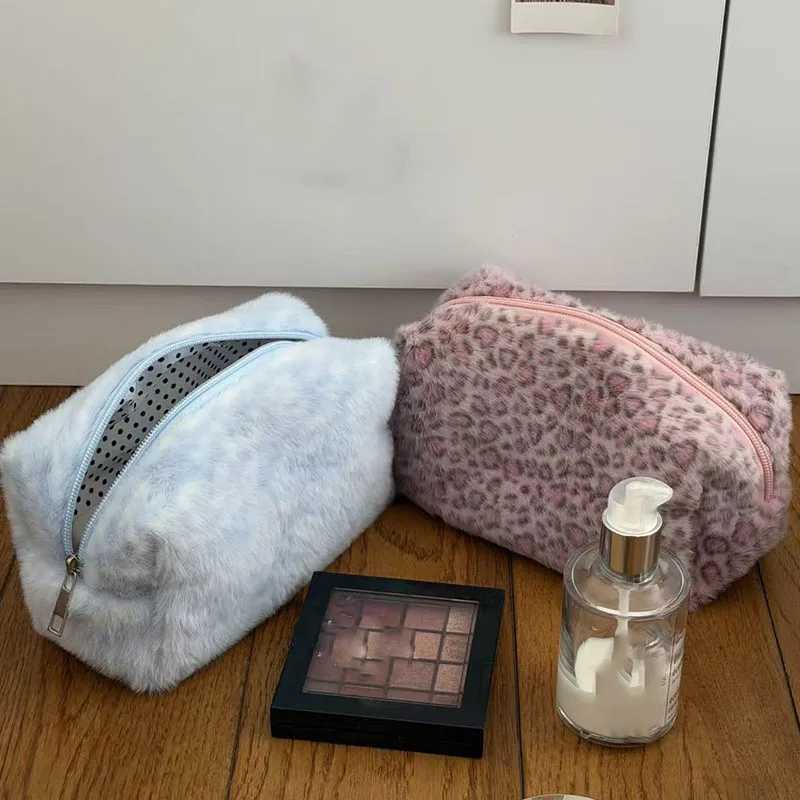 Durable Fuzzy Makeup Bag Large Capacity Leopard Print Toiletry Organizer Pink Blue Cosmetic Bag Girls Travel Storage Pouch Case D260328