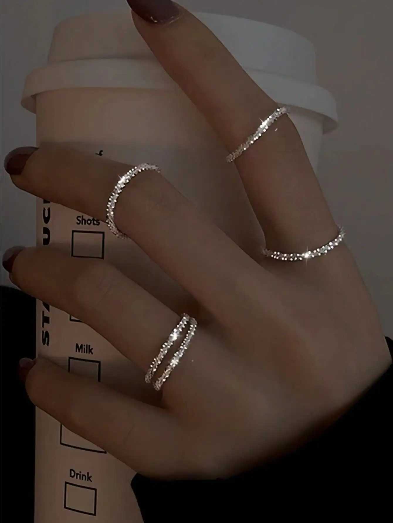 Sparkling Gypsophila Single Ring Womens Sterling Silver Ring Niche Design Closed Stacked Super Flash Chain Ring H260328