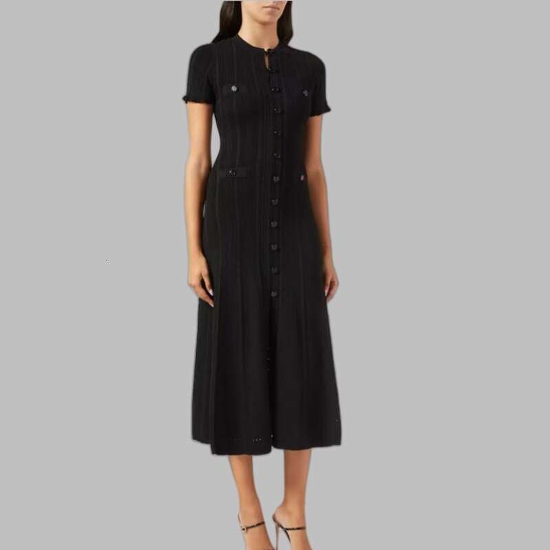 2026 k30 Spring/Summer Designer Women's Small CC Fragrant Hollow out Ruffle Lace Sleeves Slim Knitted Dress