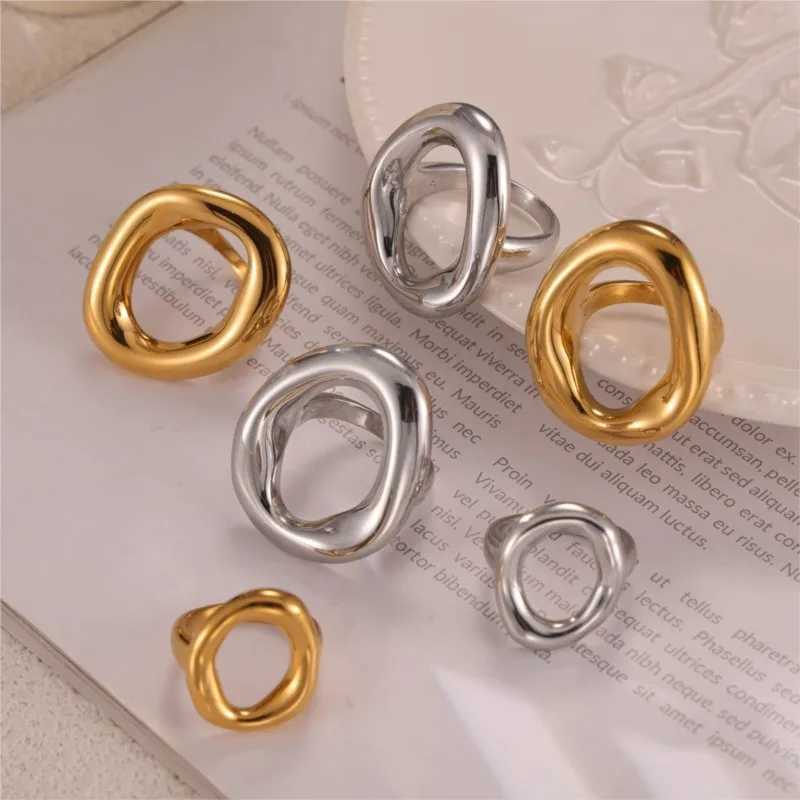 Fashion Minimalist Large Rings For Women Stainless Steel Gold Plated Waterproof Hip-hop Womens Finger Ring Aesthetic Jewelry H260328