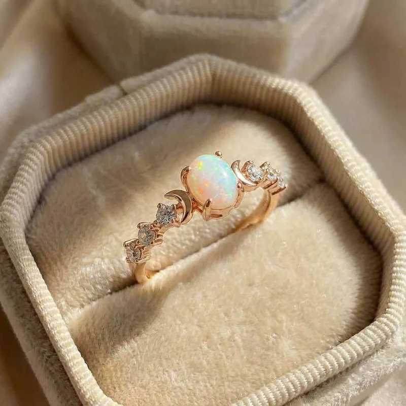 925 Sterling Silver Sparkling Zircon Vintage Oval Rings for Women Sun Moon Glowing Design Ring Party High Quality Fine Jewelry H260328