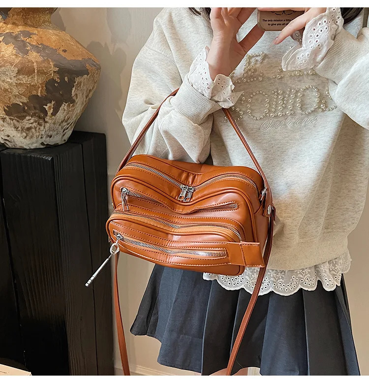 Soft PU Leather Messenger Bag for Women Multiple Zippers Shoulder Bag Casual Handbag Big Travel Crossbody Bags Large Capacity 260326