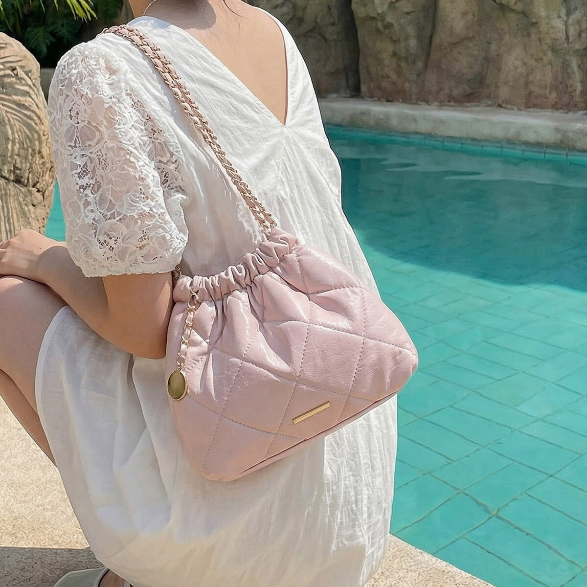 Women's bucket with diamond embroidery, single shoulder crossbody 2026 spring/summer new soft chain bag, wholesale foreign trade bag ddmynov ddmy