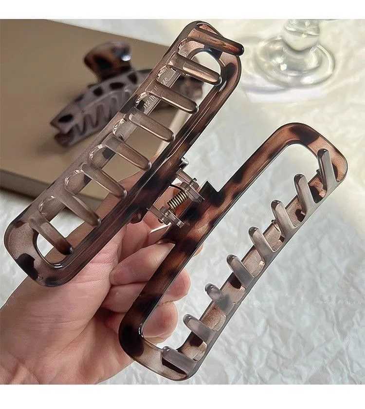 Leopard Large Hair Claw Clips Geometric Crab Hair Clamps Women Girls Simple Shark Barrettes Hairpin Ponytail Hair Accessories H260328