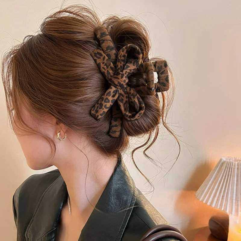 Leopard print bow clip elegant large shark clip new autumn and winter back of the head hair clip stylish clip H260328