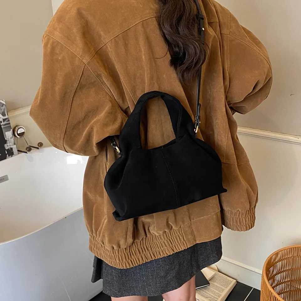 French Cloud Dumpling Bags Brand Design Frosted New Fashion Handbag Lunch Box Bag Retro Magnetic Clasp Shoulder Crossbody Bags C260327