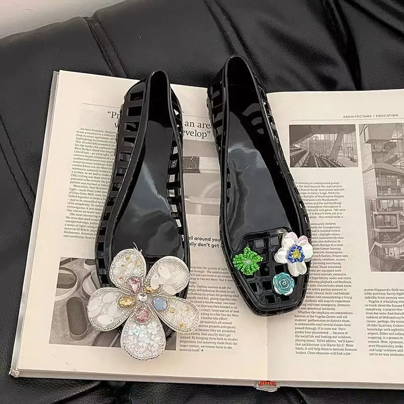 Transparent Crystal Jelly Sandals Hollow Out Slippers Korean Style Flat Shoes Womens Square Toe Shallow Slip on Ballet Loafers 260325