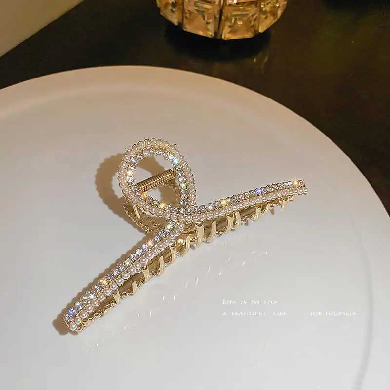 New Pearl Diamond Plate Hair Claw Clip Non-slip Metal Large Shark Clip Crab Hair Clip Women Hair Clips Accessories H260328