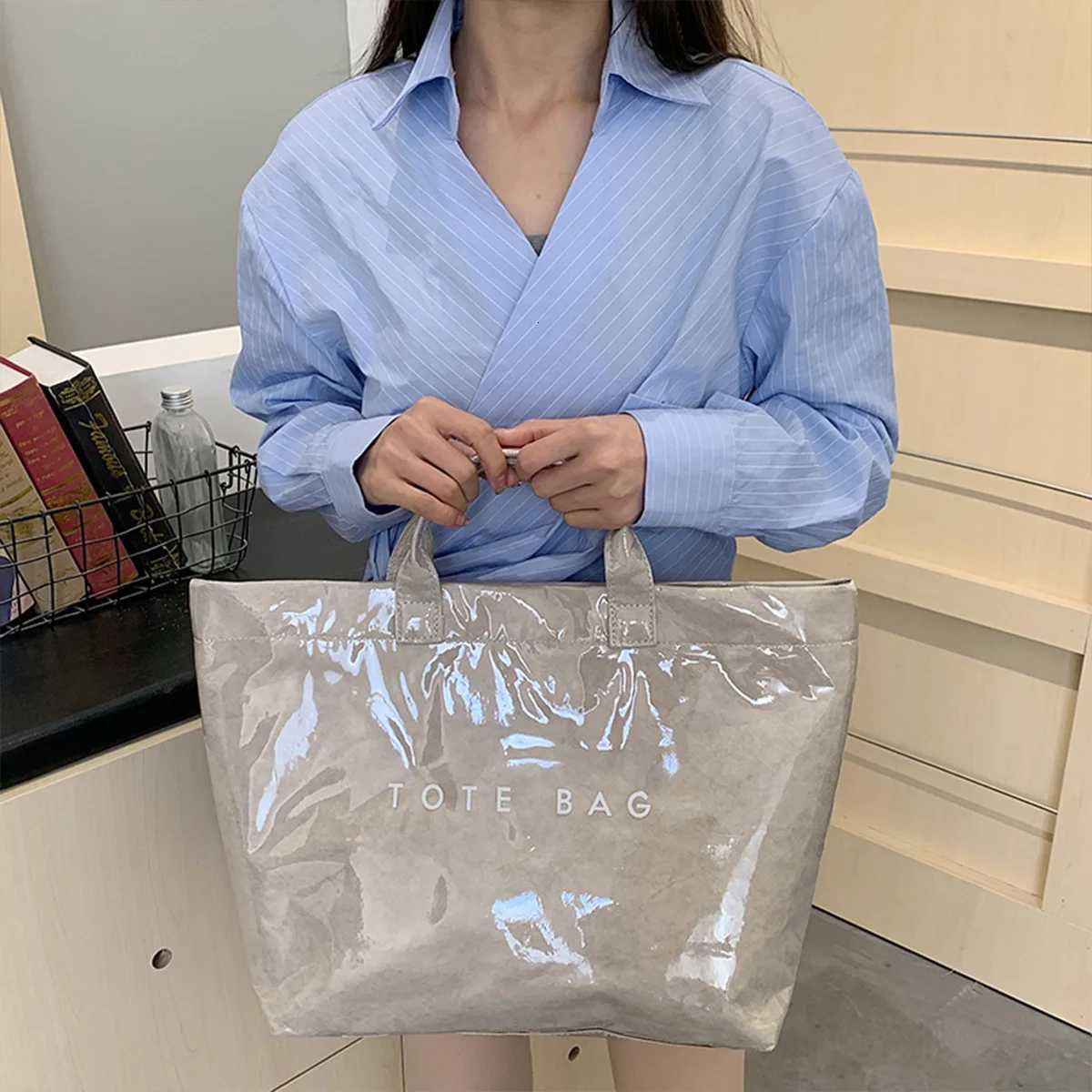 Fashion Letter Print Clear PVC Tote Bag Solid Color Lightweight Magnetic Snap PU Large Capacity for Daily Commute Shopping C260327