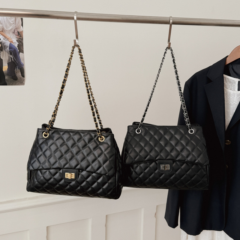 2026 New Hot Selling Women's Quilted Chain Mini Bag, Fashionable Small Wallet Convertible Shoulder Cross Bag, Free Shipping
