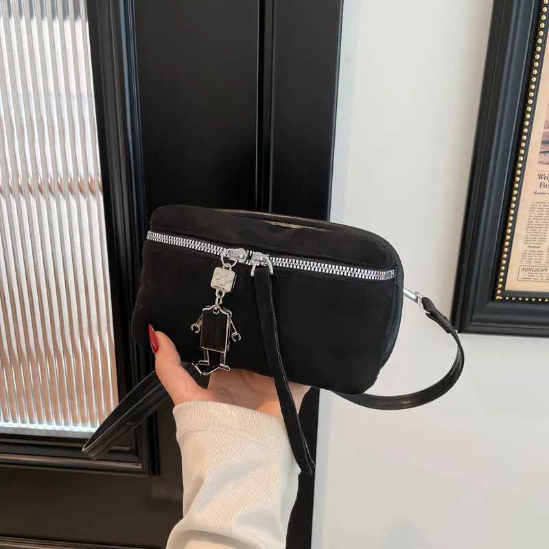 New Fashion Matte Crossbody Bag Fow Women Retro Small Square Shoulder Bag Versatile Faux Suede Solid Zipper Crossbody Bag Female C260327