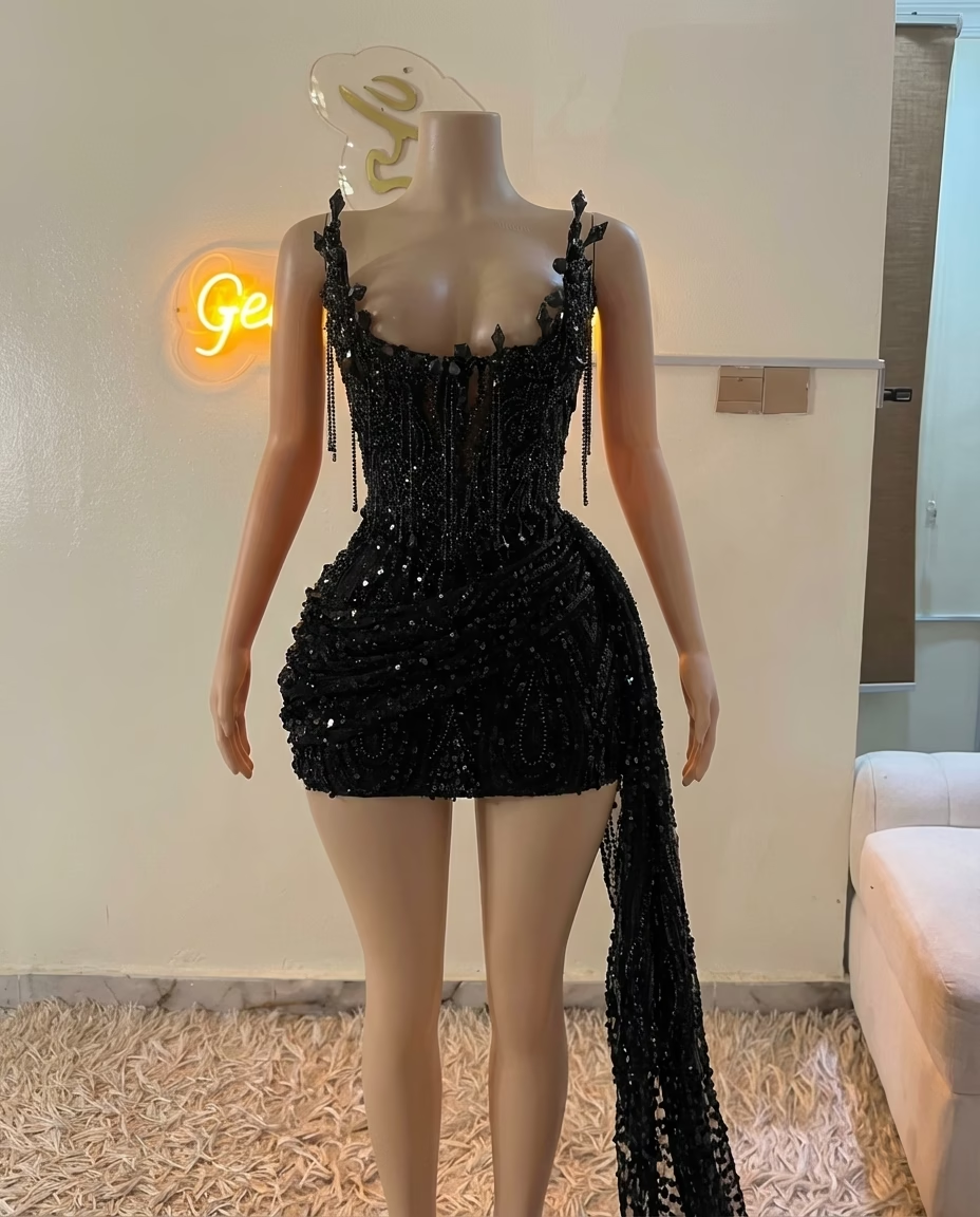Luxury Short Red Prom 2026 Beading Gems Birthday Diamonds Cocktail Senior Homecoming Party Gowns Customized Evening Dress Lux M27