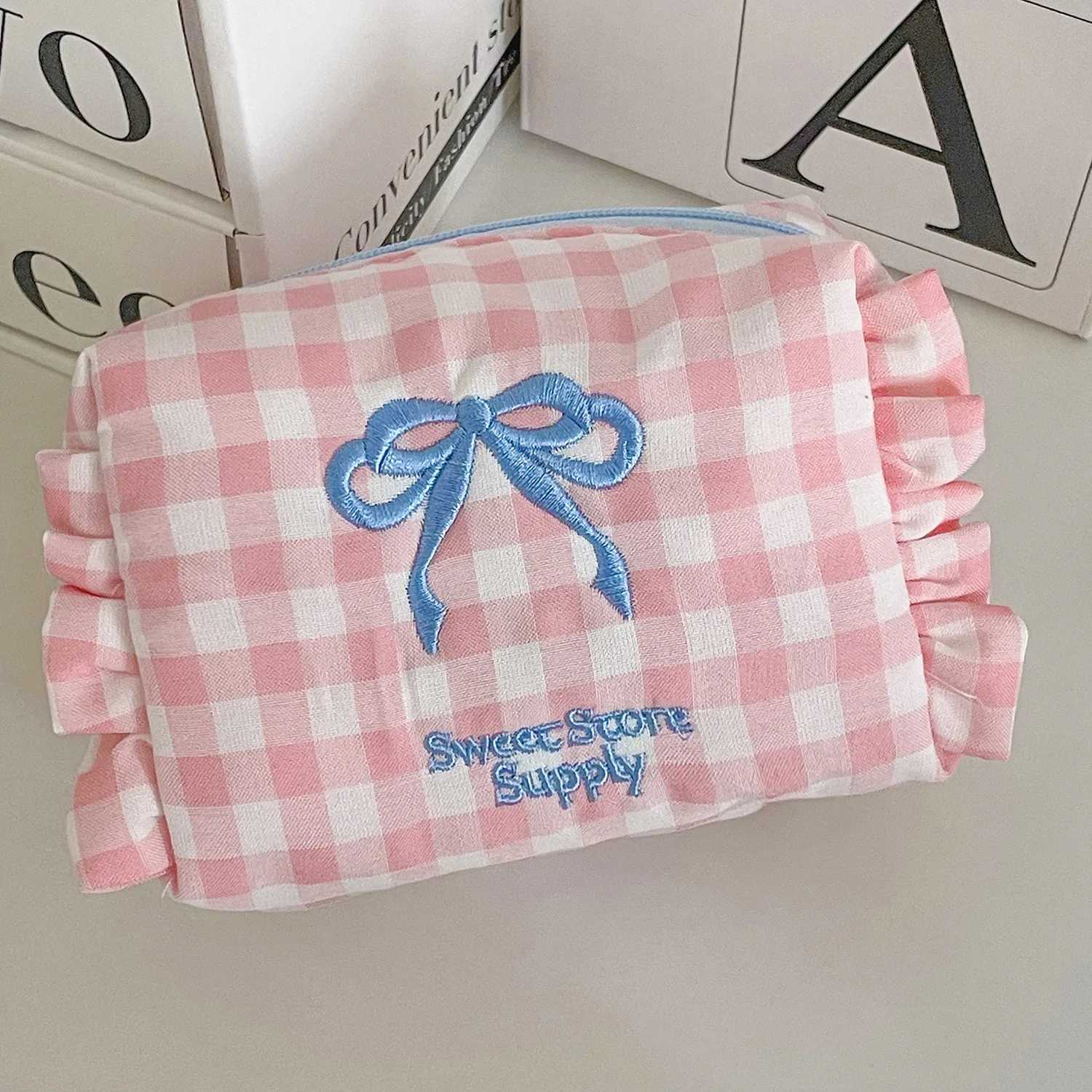 Kawaii Cosmetic Bag Plaid Bow Makeup Bag Cute Small Bag Girls Sweet Style Ruffled Makeup Trousse Maquillage Bag Organizer Pouch D260328