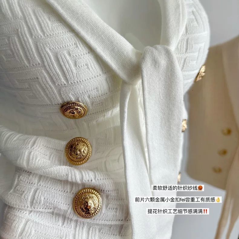 Luxury Brand Designer Clothes White V-Neck Halter Neck Sleeveless T-Shirt For Women, 2026 New Summer Korean Style, Unique And Beautiful Top