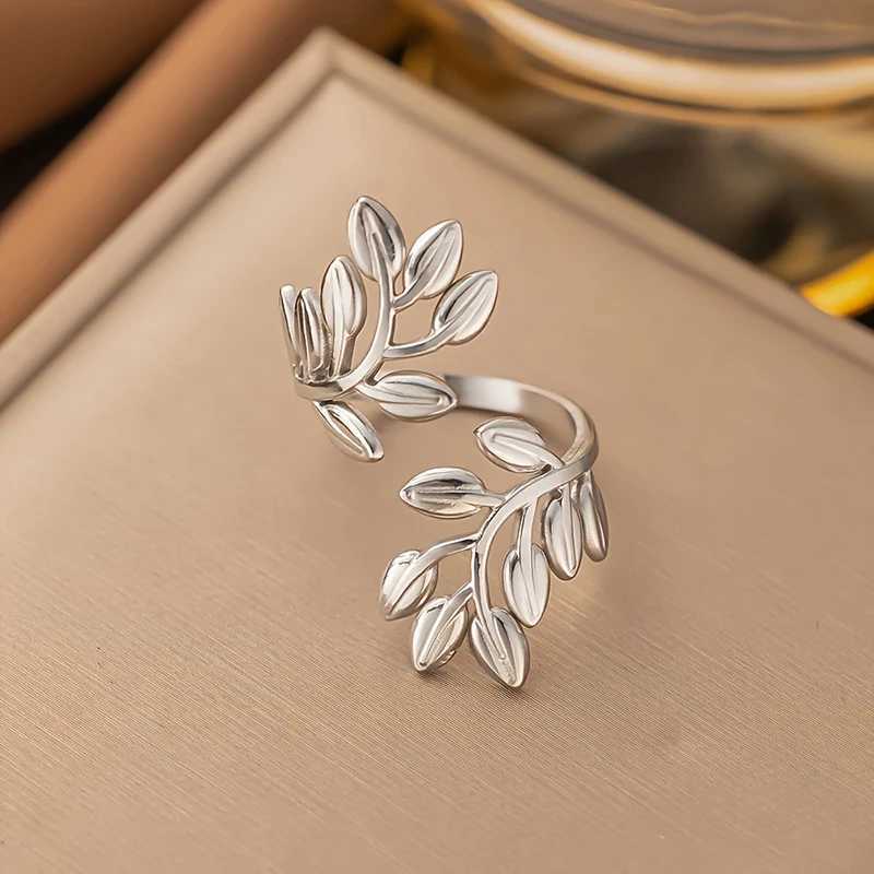 Huitan Fancy Leaf Shaped Open Rings for Women Silver Color/Gold Color Minimalist Daily Finger-ring Adjustable Statement Jewelry H260328