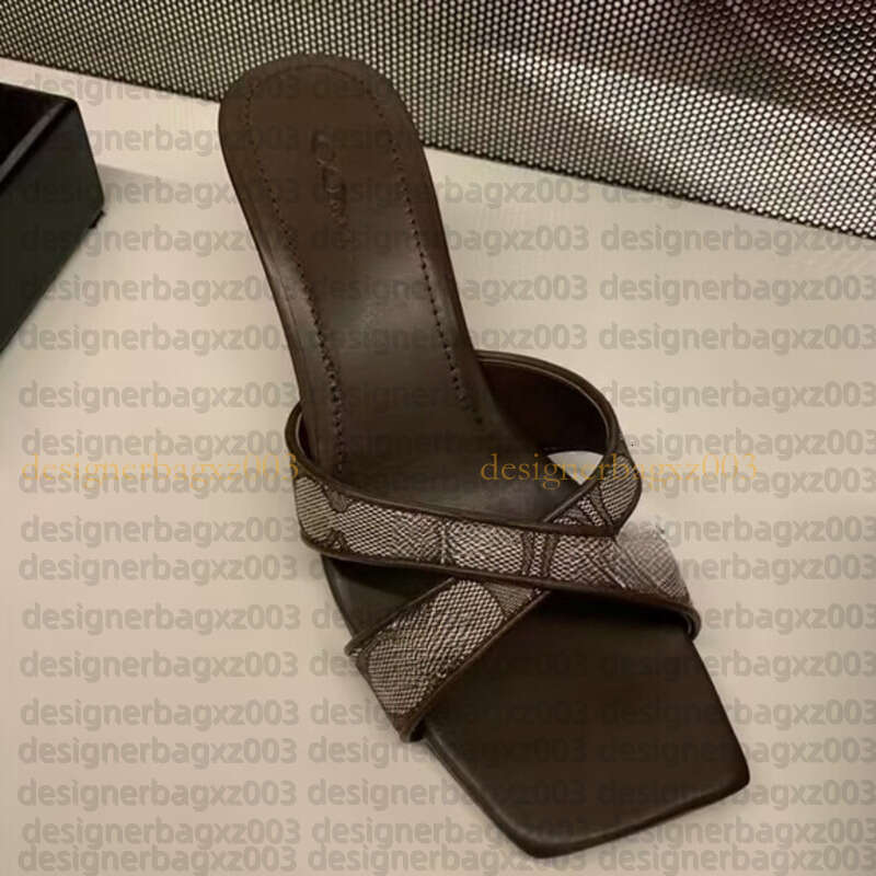 Couchshoes Designer Shoes Coachdesigner Luxury Slides Versatile Fashion Flat Casual Strap Slippers High Quality Vacation Outdoor Wear Kid Sandals