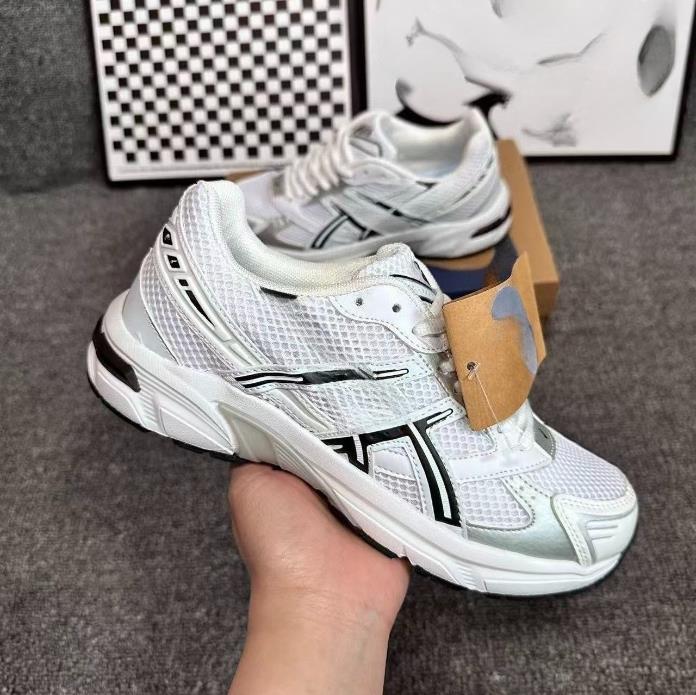 designer shoes Casual shoes Metallic Silver pink Chrome Toe Pink Foam Blue Tint mens womens outdoor sneakers chaussures trainers Fashion Retro designer sneakers