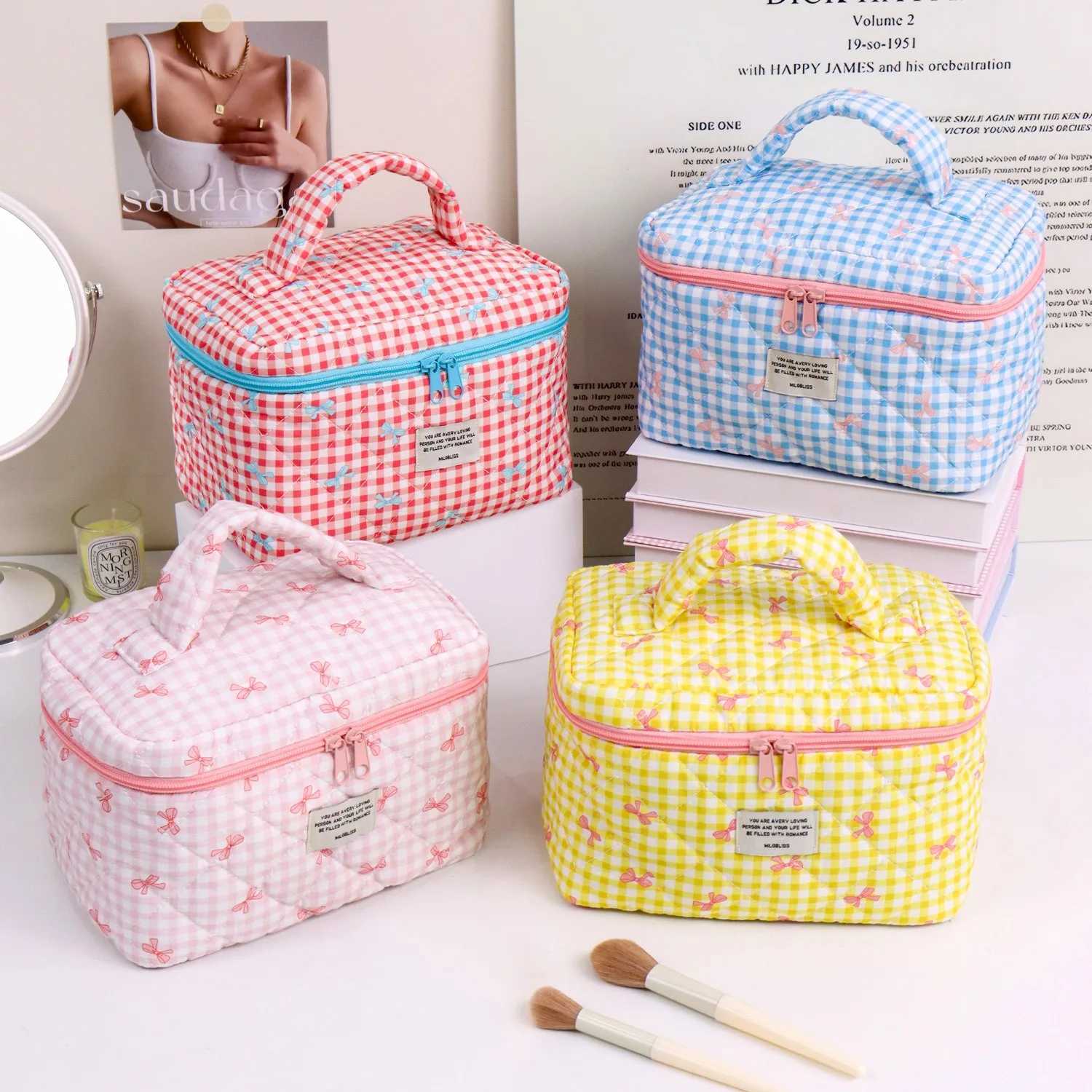 Korean quilted plaid bow cute cosmetic bag ins portable bucket bag girls underwear skin care product storage bag D260328