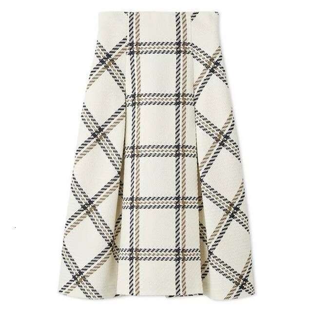 2026 new Japanese k30 style sweet multifunctional high waist thick diagonal plaid slim fit autumn and CC winter skirt
