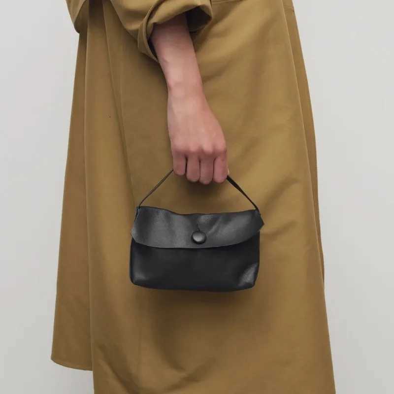 Sally Bags For Women New Flap Closure Secured By a Leather-covered Button With Single Flat Handle Supple Texture Refined Finish C260327