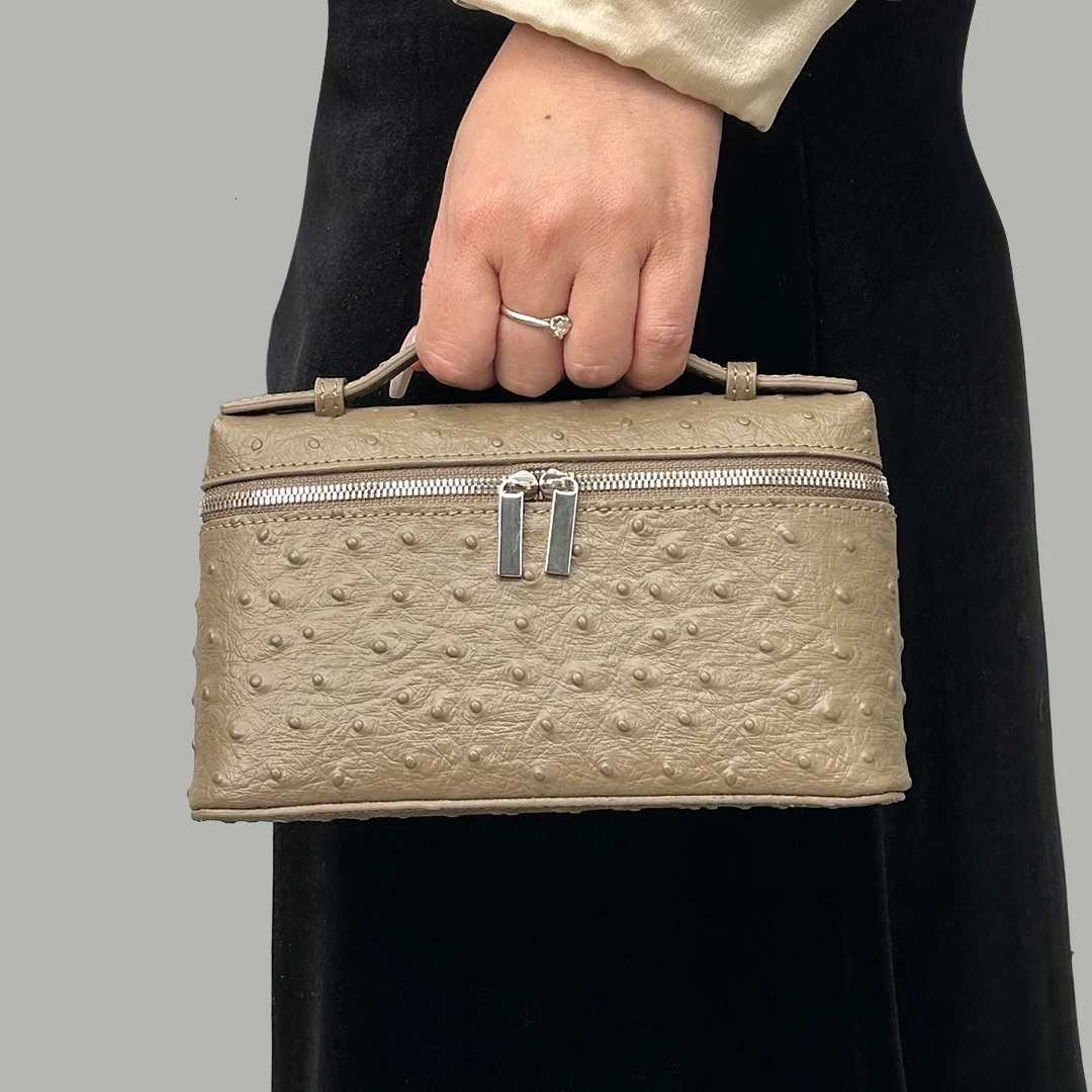 Mendy Womens Bag Ostrich Small Bag Cow Leather Shoulder Bags Crossbody Handbags Clutch Bag Luxury Bags Designers New In handbag C260327