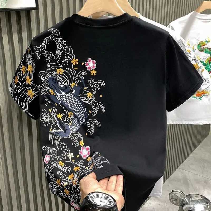 Chinese Style Trend Fashion Thin Summer T-Shirts Men O-Neck Carp Embroidered Short Sleeve Loose Pullovers Bottoming Shirt Tops C260326