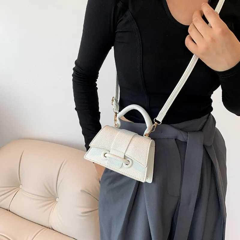 Womens Handbag PU Pure Ribbon Buckle Fashionable Solid Color Chain Shoulder Bag Womens Summer crossbody Square Designer Bags C260327