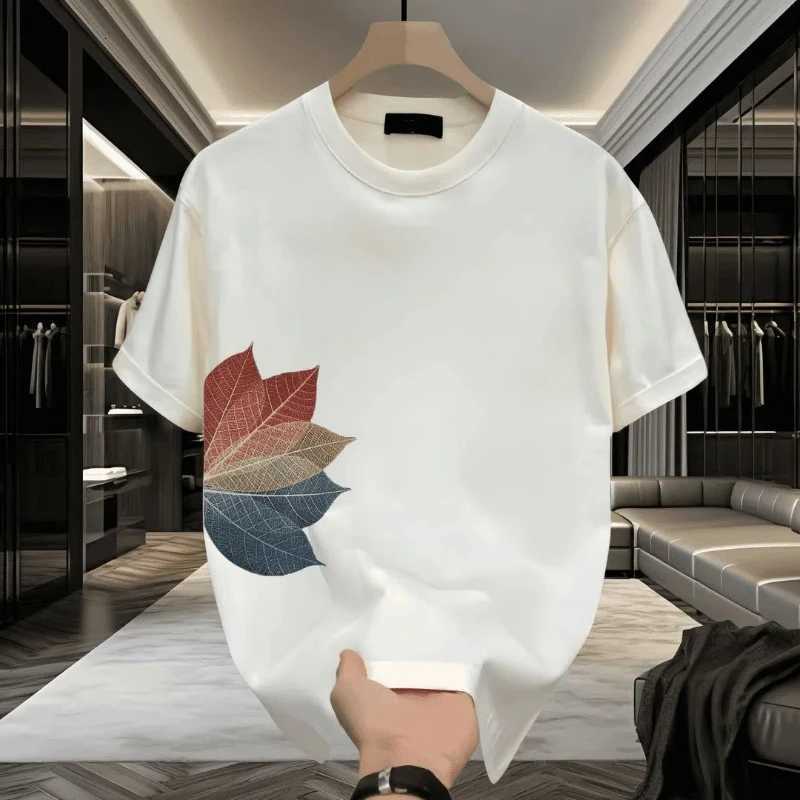 Leaf Printed Short-sleeved T-shirt Mens Summer Loose Round Neck New Casual Versatile Top C260326