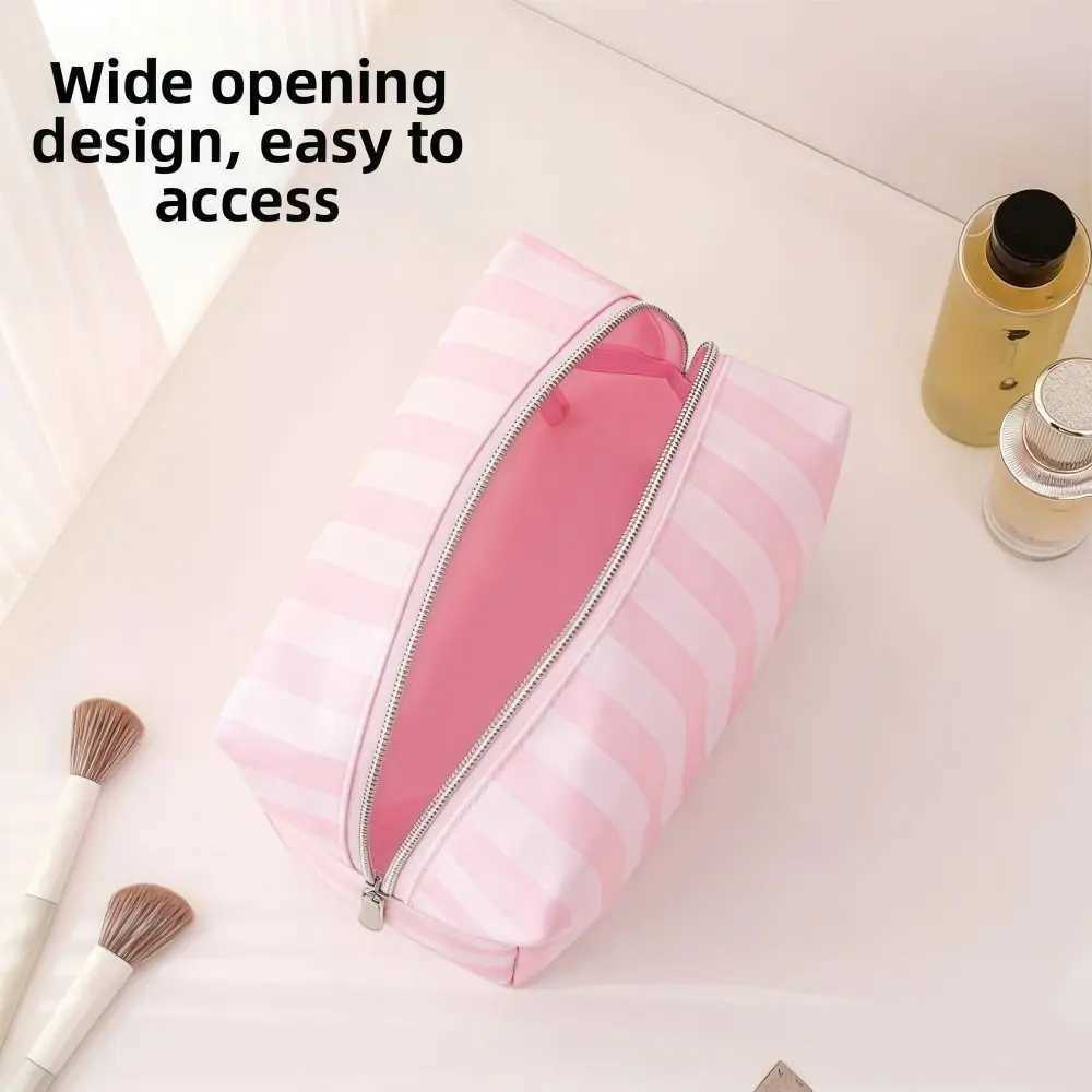 Large Capacity Handheld Makeup Bag Portable Minimalist Style Cosmetic Storage Bag Oxford Cloth Travel Design Wash Bags D260328