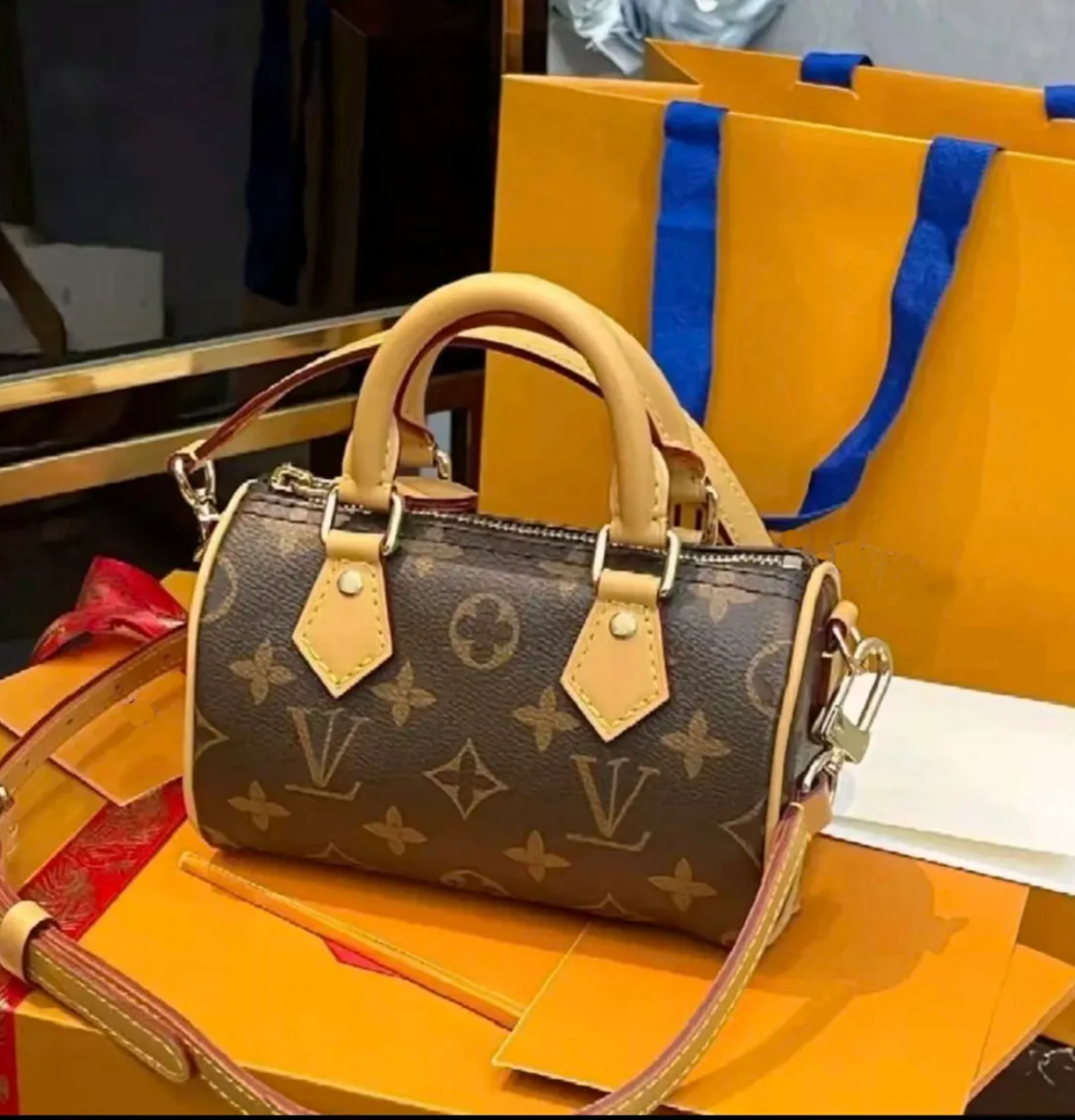 Designer bag Genuine leather Shoulder bag Quick Purse Boston Tote Designer Mini Pillow Handbag High Quality Womens Crossbody Messenger Bag Classic Floral make bag