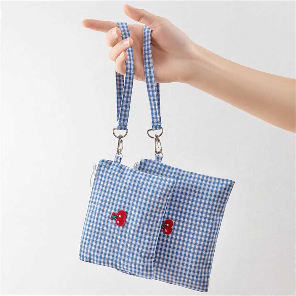 Cherry Canvas Makeup Bag Portable Red Plaid Large Capacity Cosmetics Lipstick Storage Bag Pouch Zipper Toiletry Handbag D260328