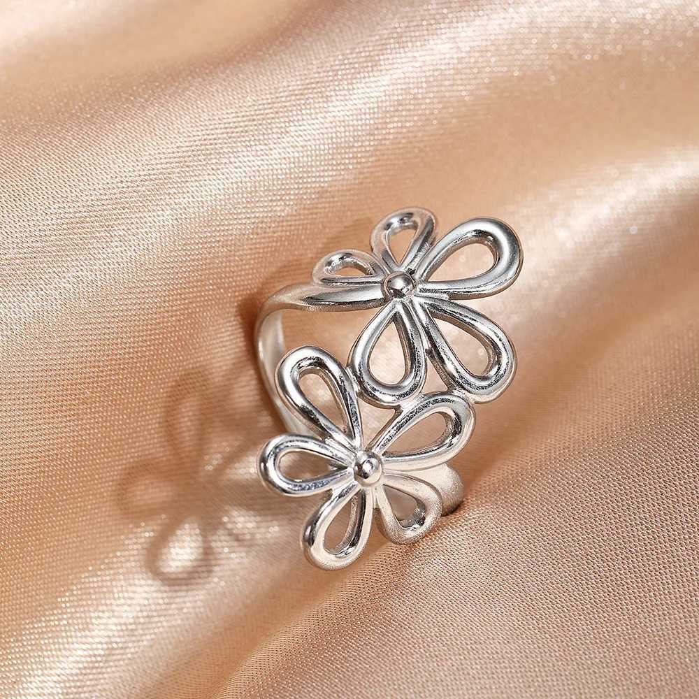 DGIDDK Stainless Steel Double Flower Womens Ring Vintage Flower Opening Adjustable Ring Fashion Wedding Party Jewelry Gifts H260328