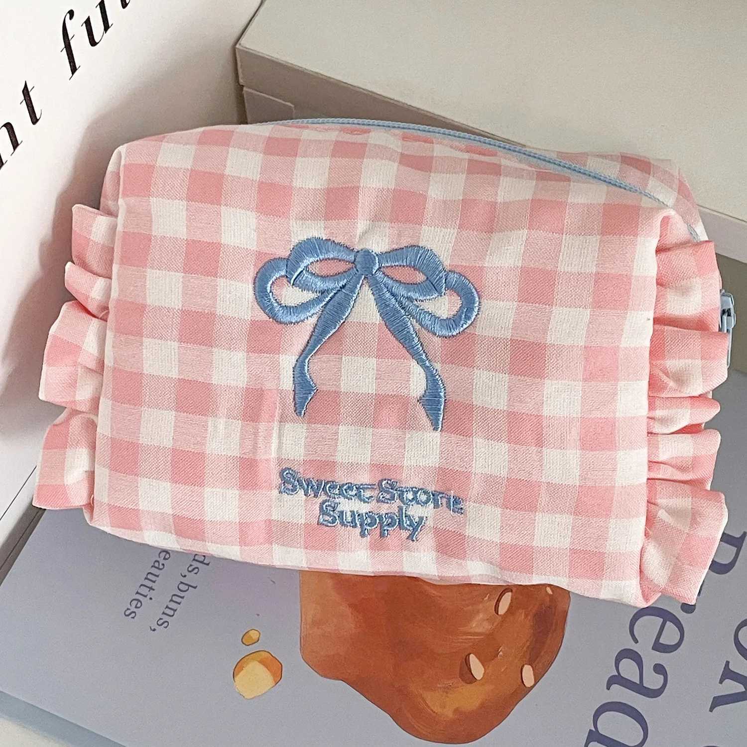 Kawaii Cosmetic Bag Plaid Bow Makeup Bag Cute Small Bag Girls Sweet Style Ruffled Makeup Trousse Maquillage Bag Organizer Pouch D260328