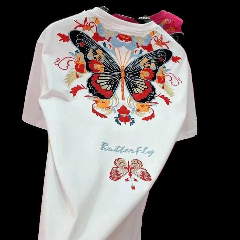 Summer New Fashion Embroidery Butterfly Neutral Short O-neck Casual Heavy Texture Cotton Men Loose T-shirt 3 Colors C260326