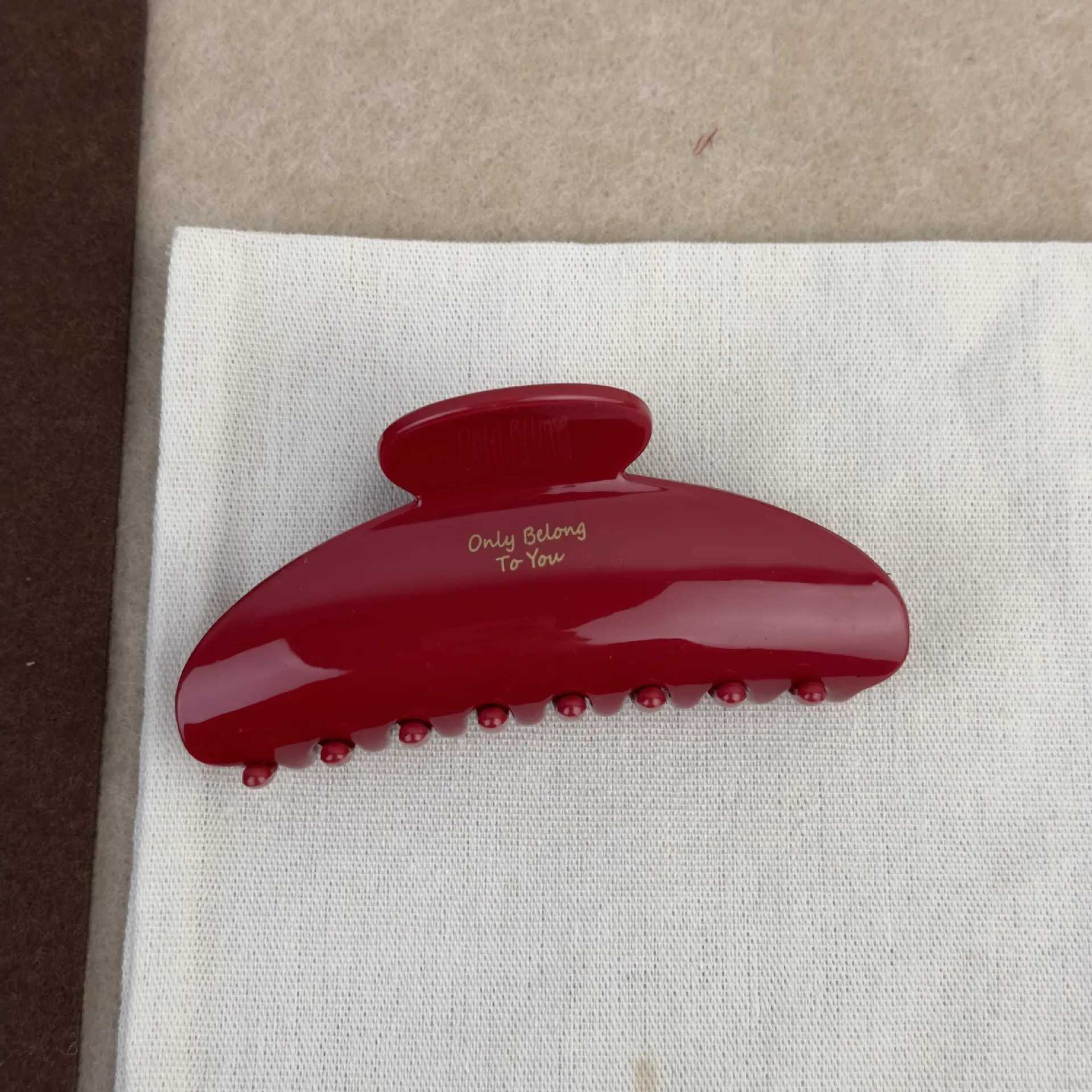 French Red Collection Large Grip Letters Gold Label Back Head Updo Shark Clip Hair Accessories Headwear Hairpin Hair Claw H260328