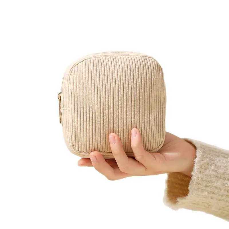 Fashion Makeup Lipstick Sanitary Napkins Case Mini Cosmetic Storage Pouch Women Ins Travel Organizer Bags Small Pouch 2025 D260328