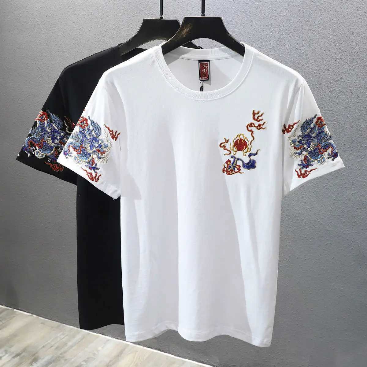 2025 New Summer National Trend Embroidered T-shirt Loose Men Casual Versatile Short-sleeved Top C260326
