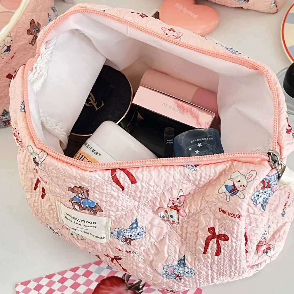 Makeup and Cosmetics Organizer Pink Pouch Womens Necessaire Large Woman Bags Makeup Pouch Large Capacity Travel Organizer Bags D260328