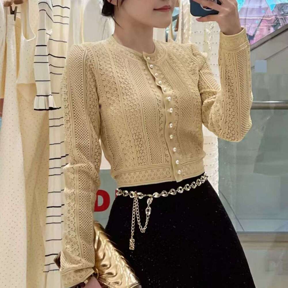 2026 k30 Spring New CC Designer French Gold Round Neck Long Sleeve Hollow Knitted Cardigan Top