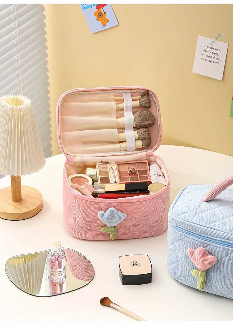 ins corduroy cosmetic bag high-end cute niche womens storage bag portable large-capacity cosmetic storage bag D260328