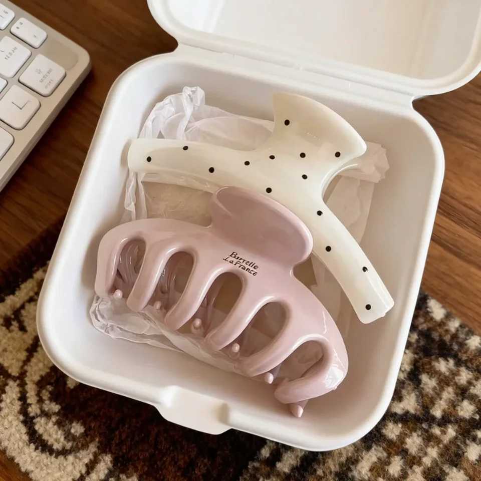 Korean Large-Sized Acrylic Shark Bone Hair Clip French Polka Dot Arc-Shaped Back-Of-The-Head Hair Claw Clip Womens Hair Accessory H260328