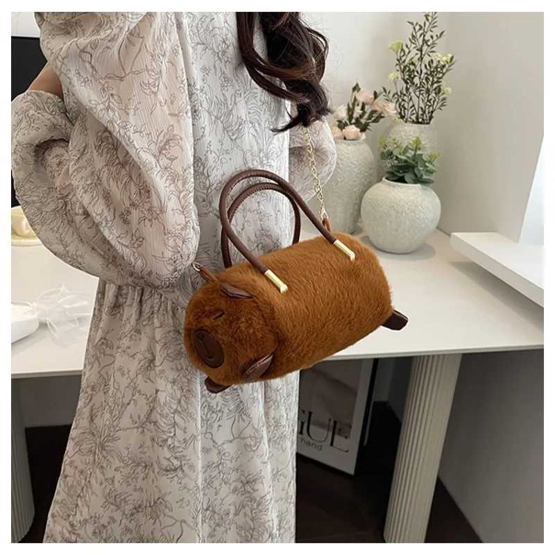 Plush Panda Crossbody Bag Cute Capibala Chain Fashion Handbag Girl Shoulder Doll Bag C260327