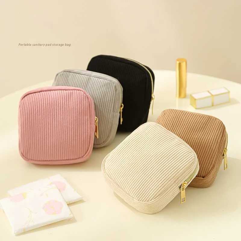 Fashion Makeup Lipstick Sanitary Napkins Case Mini Cosmetic Storage Pouch Women Ins Travel Organizer Bags Small Pouch 2025 D260328