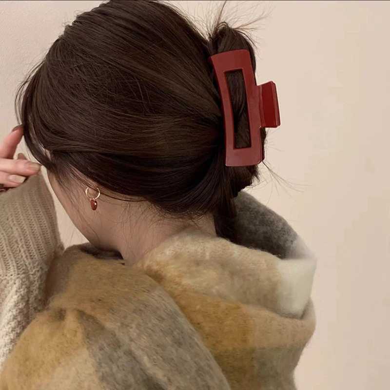 New Women Red Bright Color Hair Claws Barrettes Hairpins Large Ponytail Hair Clips Girls Hair Accessories Shark Clip Hairgrip H260328