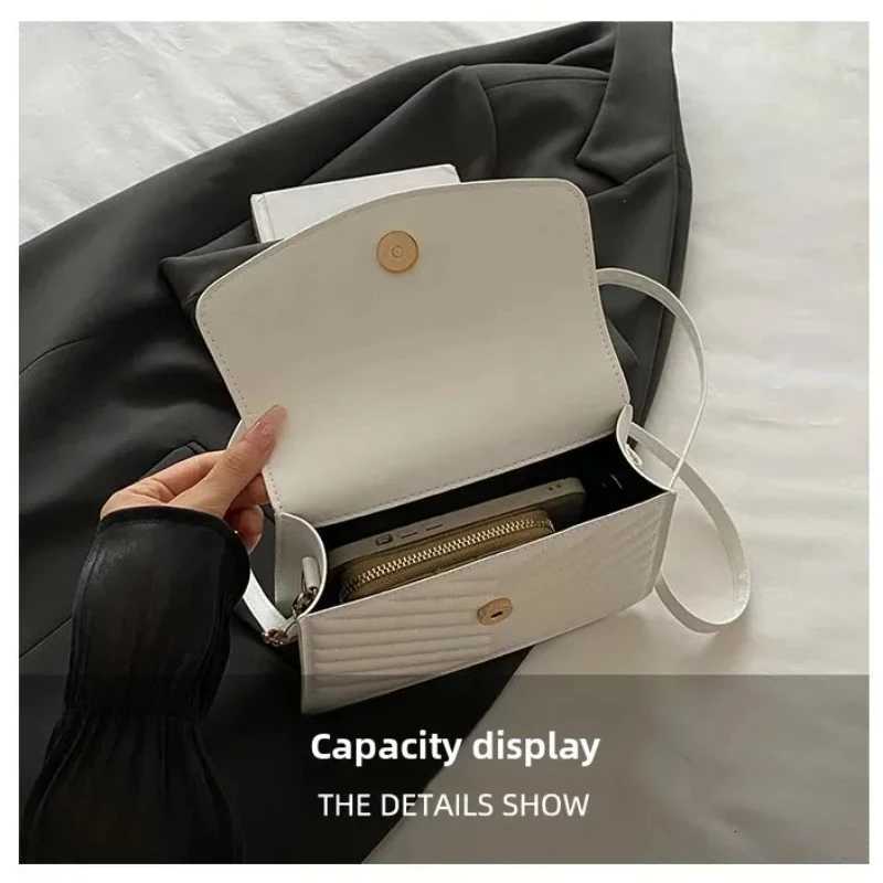 Women Crossbody bags Fashionable Handbag For Women Shoulder Bag Small Square Handbag Fashionable Casual Shoulder Bag C260327
