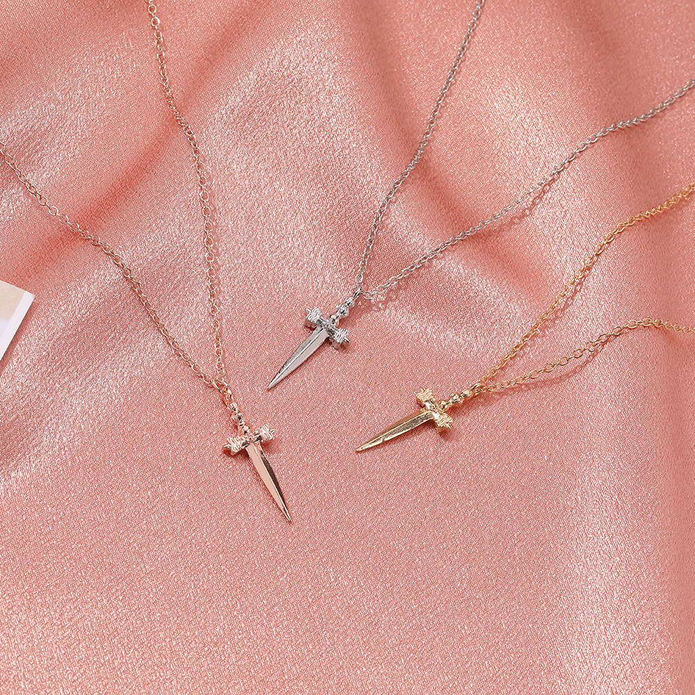 Free Shipping Cross Sword Necklace Men Simple Personality Creative Hip Hop Punk Clavicle Chain For Women Accessories Jewelry Wholesale