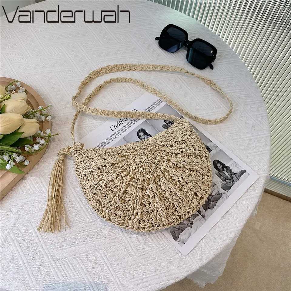 Fashion Semicircle Straw Woven Shoulder Crossbody Bag Travel Small Handbag Ladies Summer Handmade Rattan Tassel Design Beach Bag C260327