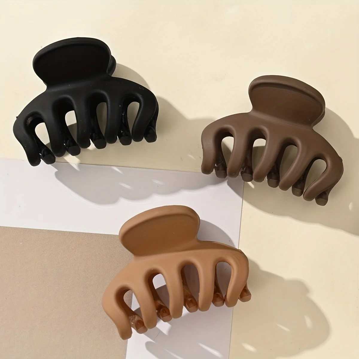 3pcs Matte Hair Claw Clip Simple Style Shark Claw Clips Solid Color Hair Claw Elegant Hair Clips For Women H260328