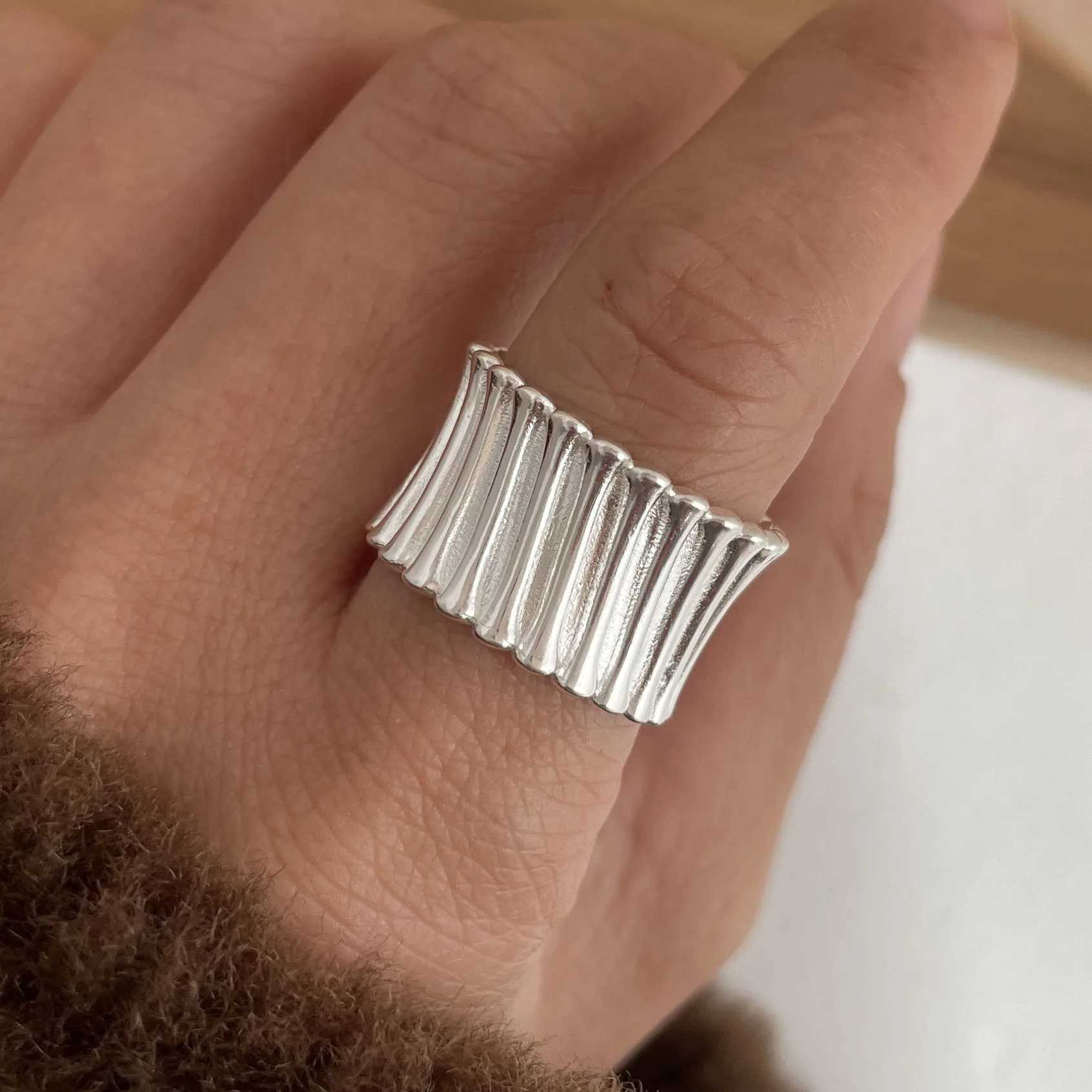 925 Sterling Silver Rings for Women Couple Minimalist Handmade Simple Wide Interware Ring Party Jewelry Gift Prevent Allergy H260328